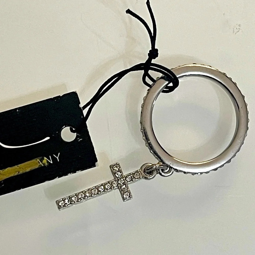 New York & Co Dangling Cross Ring ❤️ size 7 and 8